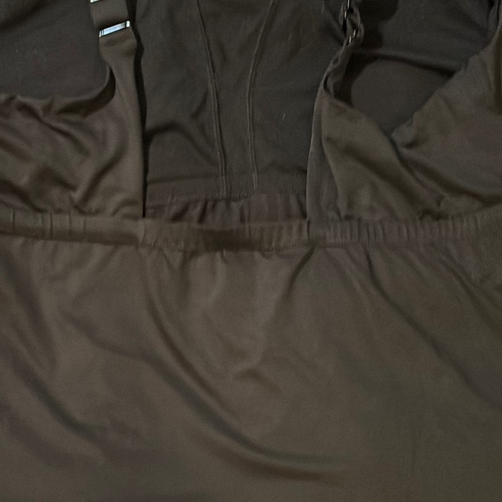 Nike Women's Black Swim Top - Picture 4 of 5